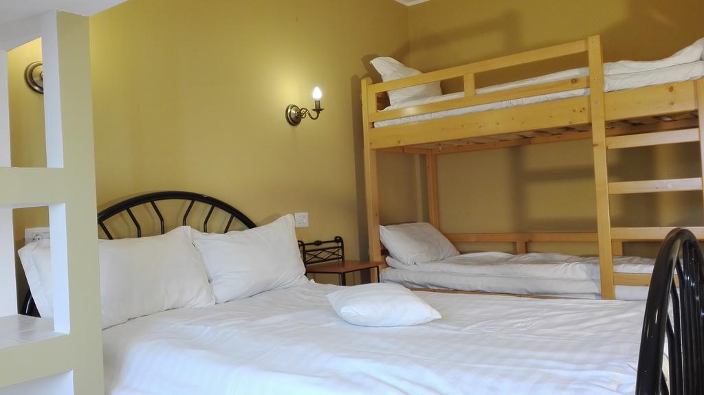 Country Club La Mesteceni Sebeş Exteriör bild